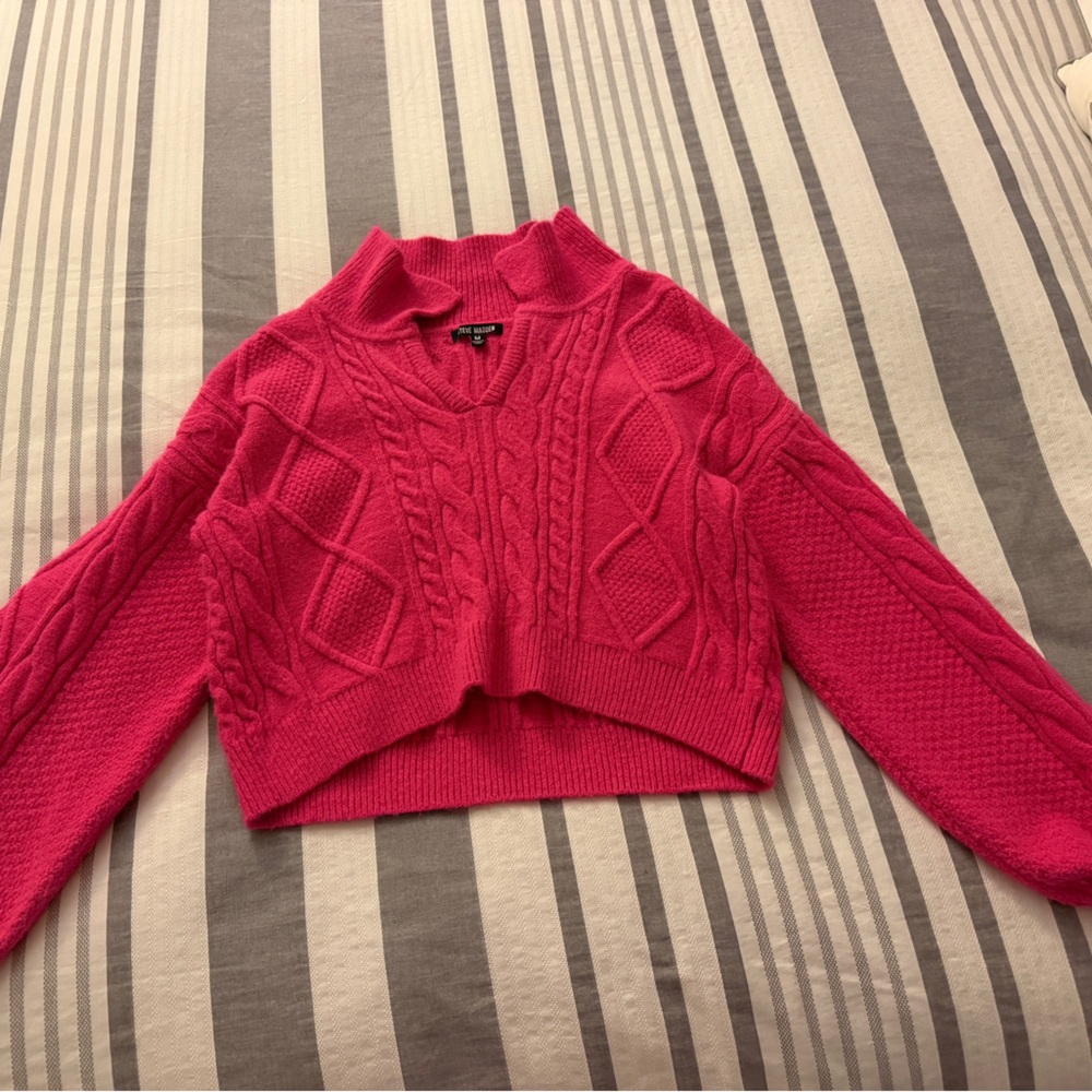 Steve Madden Fuchsia V-Neck Sweater